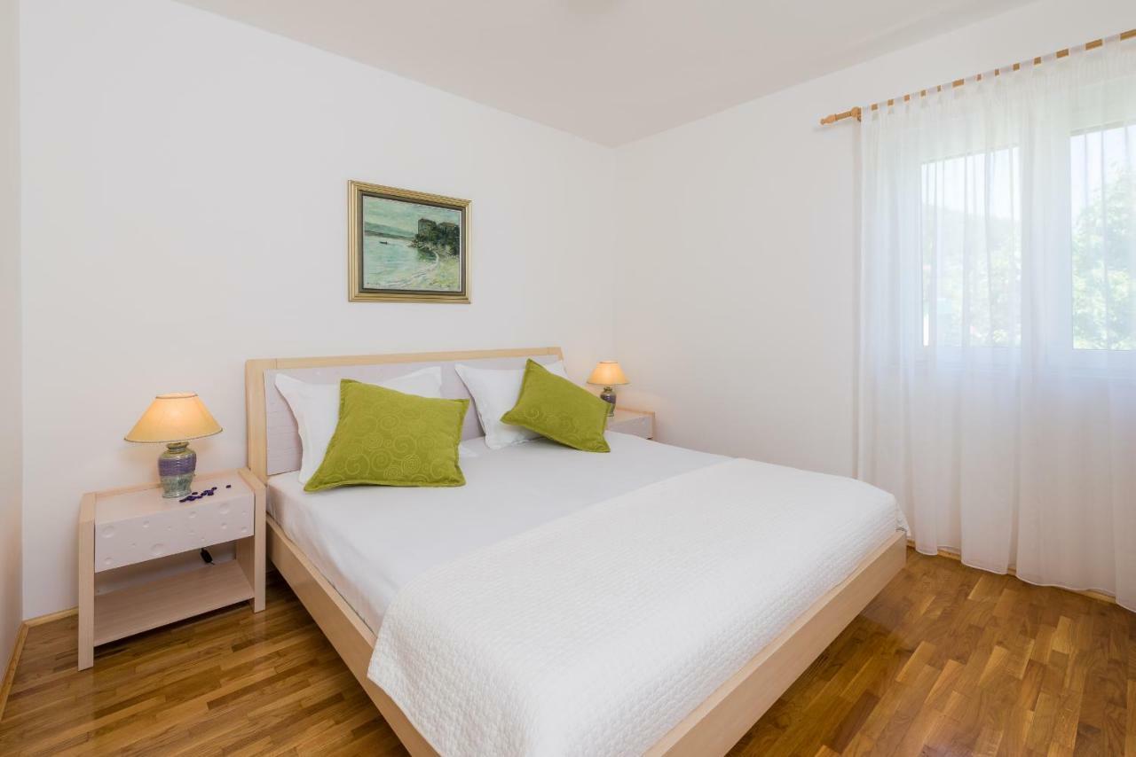 Apartments Nada Бол Экстерьер фото