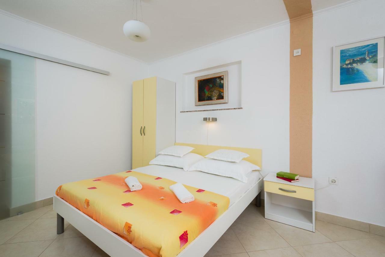 Apartments Nada Бол Экстерьер фото